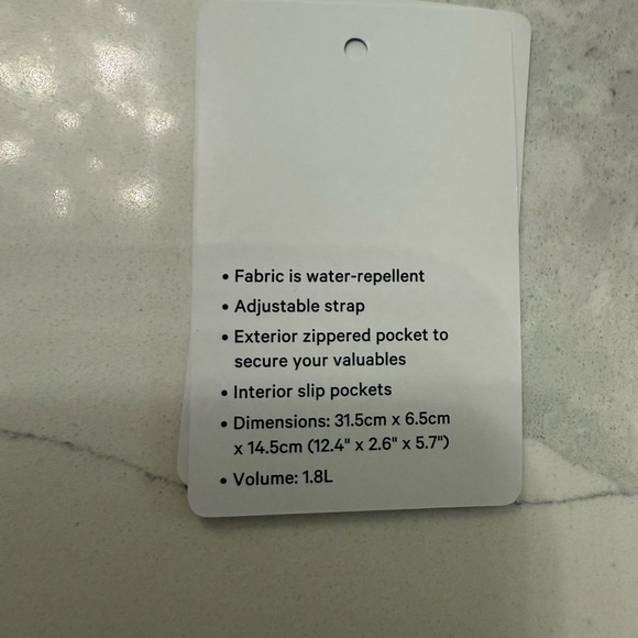 NWT Lululemon Wunderlust green belt bag - Picture 7 of 7